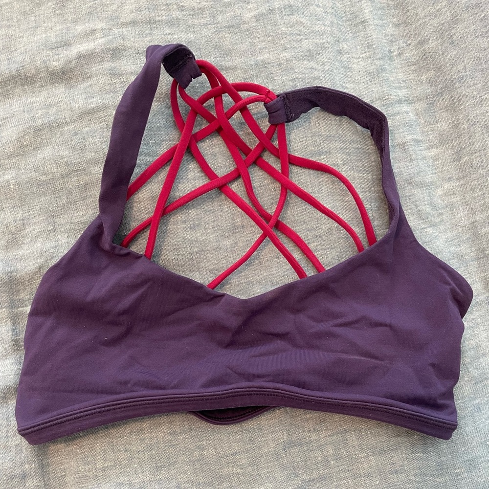 Lululemon Free to Be Bra